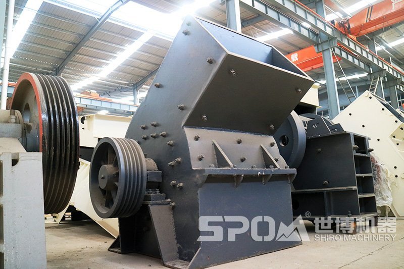 錘式破碎機(jī) 錘式破碎機(jī)