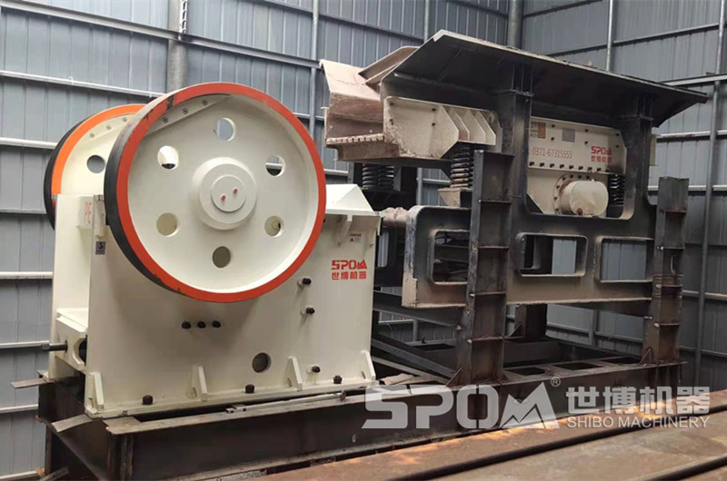 鄂破機(jī)及配套喂料機(jī) 鄂破機(jī)及配套喂料機(jī)