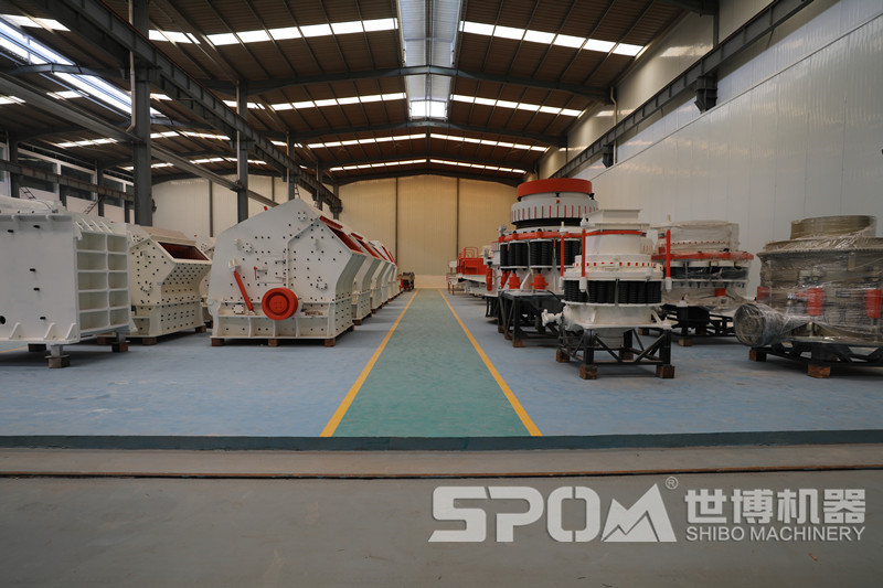 河南世博機(jī)器破碎機(jī)生產(chǎn)車間 河南世博機(jī)器破碎機(jī)生產(chǎn)車間